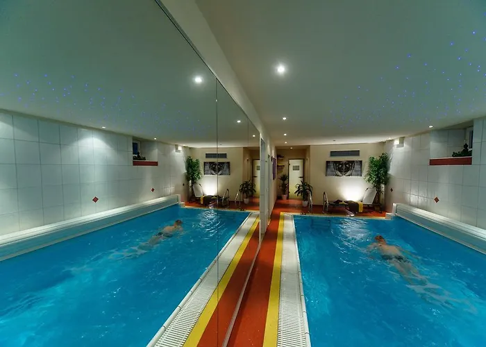 Akzent Goldner Stern 4*