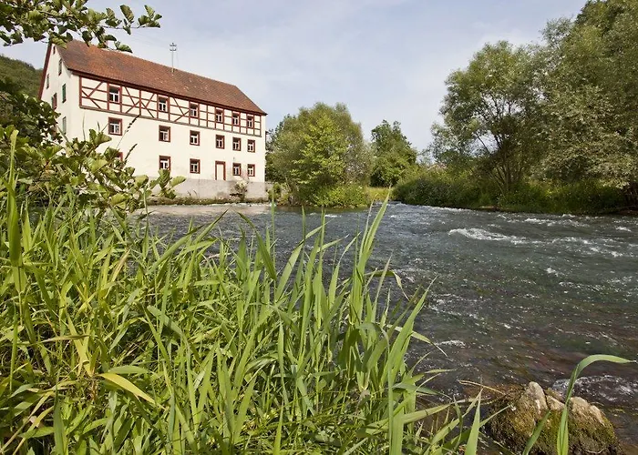 Akzent Goldner Stern 4*