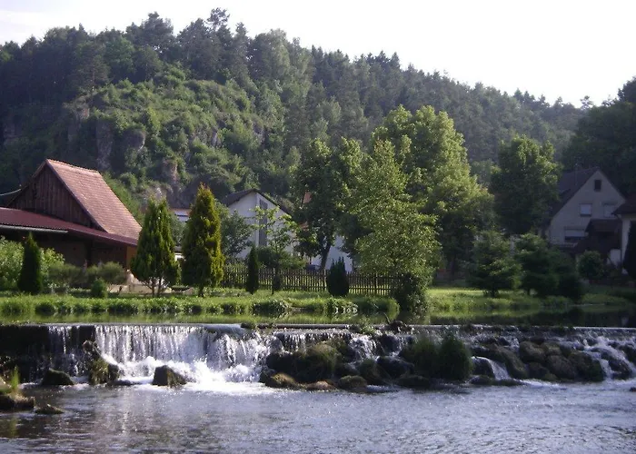 Akzent Goldner Stern 4*