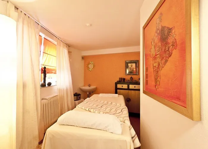 Akzent Goldner Stern 4*