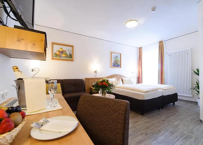 Akzent Goldner Stern 4* Muggendorf (Bavaria)