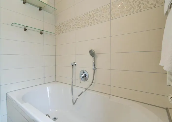 Hotell Akzent Goldner Stern Muggendorf (Bavaria)