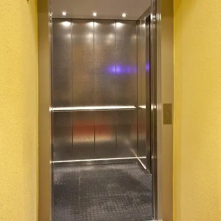Akzent Goldner Stern Muggendorf (Bavaria)