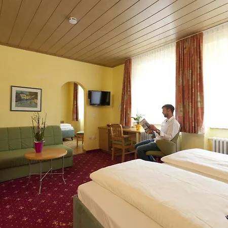 Hotell Akzent Goldner Stern 4*