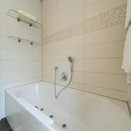 Hotell Akzent Goldner Stern Muggendorf (Bavaria)