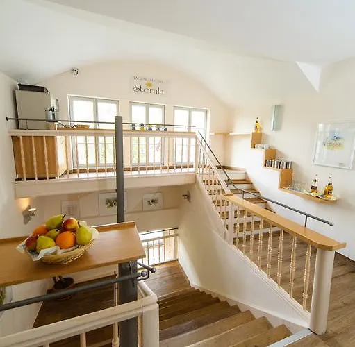 Akzent Goldner Stern 4*