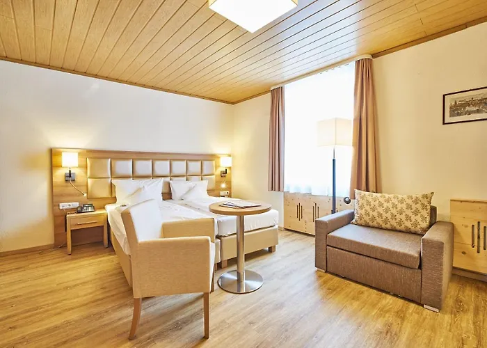 Hotel Akzent Goldner Stern 4*