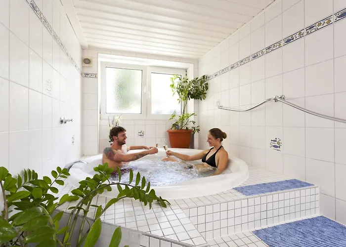 Akzent Goldner Stern 4* Muggendorf (Bavaria)